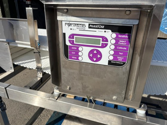 Fortress Phantom Metal Detector Pic 031